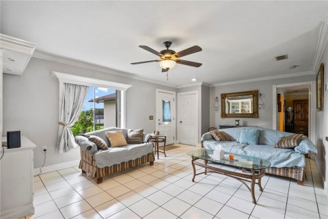 House in Apopka, Florida 3 bedrooms, 119.57 sq.m. № 1773124 - photo 7
