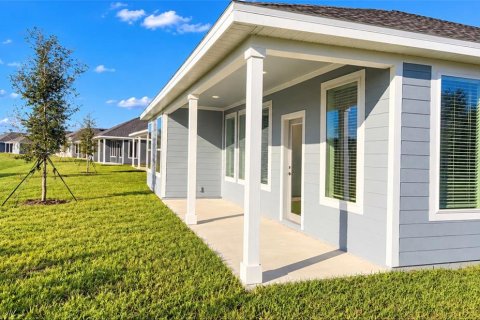 Villa ou maison à louer à Eagle Lake, Floride: 4 chambres, 204.38 m2 № 2431881 - photo 9