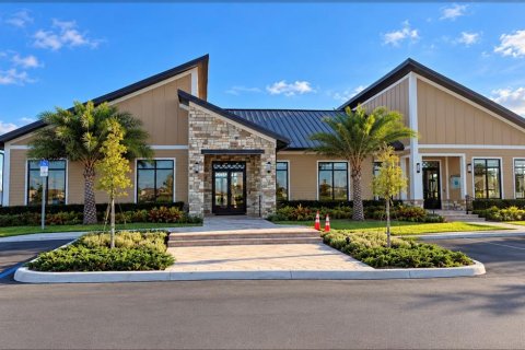 Villa ou maison à louer à Eagle Lake, Floride: 4 chambres, 204.38 m2 № 2431881 - photo 6