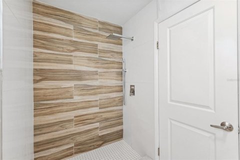 Casa en alquiler en Tampa, Florida, 4 dormitorios, 122.45 m2 № 1819059 - foto 23