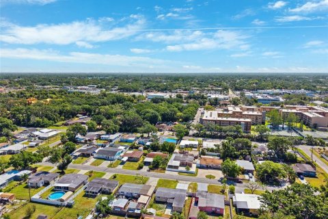 Casa en alquiler en Tampa, Florida, 4 dormitorios, 122.45 m2 № 1819059 - foto 25