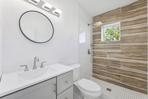 Casa en alquiler en Tampa, Florida, 4 dormitorios, 122.45 m2 № 1819059 - foto 12