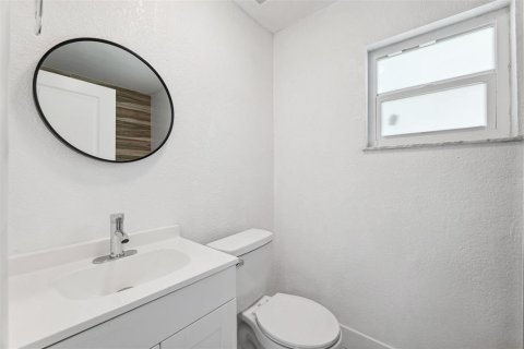 Casa en alquiler en Tampa, Florida, 4 dormitorios, 122.45 m2 № 1819059 - foto 22