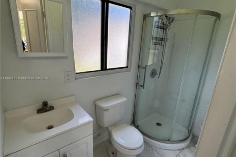 Propiedad comercial en alquiler en Homestead, Florida, 1 dormitorio, 13.94 m2 № 1953608 - foto 6