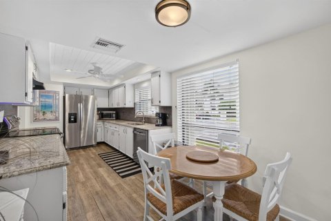 Copropriété à vendre à Jupiter, Floride: 3 chambres, 129.69 m2 № 2390185 - photo 20