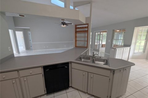 Villa ou maison à vendre à New Smyrna Beach, Floride: 3 chambres, 184.32 m2 № 2356565 - photo 13