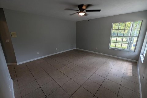 Villa ou maison à vendre à New Smyrna Beach, Floride: 3 chambres, 184.32 m2 № 2356565 - photo 17