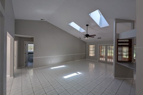 Villa ou maison à vendre à New Smyrna Beach, Floride: 3 chambres, 184.32 m2 № 2356565 - photo 6