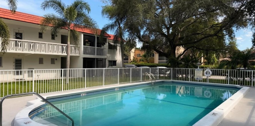 Studio in the Condo in Deerfield Beach, Florida  № 2362146