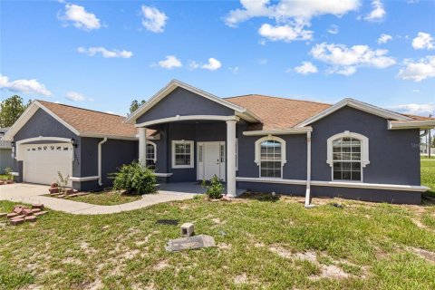 Casa en venta en Ocala, Florida, 4 dormitorios, 213.68 m2 № 1810222 - foto 1