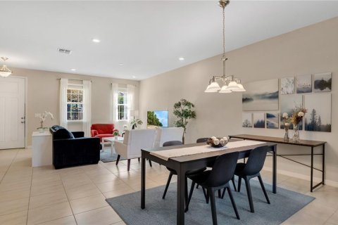 Townhouse in Windermere, Florida 3 bedrooms, 176.89 sq.m. № 1614463 - photo 7