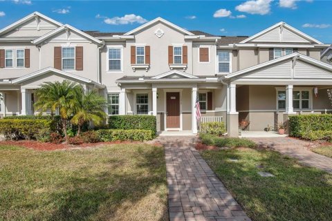 Townhouse in Windermere, Florida 3 bedrooms, 176.89 sq.m. № 1614463 - photo 1