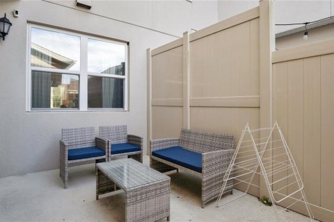 Townhouse in Windermere, Florida 3 bedrooms, 176.89 sq.m. № 1614463 - photo 14