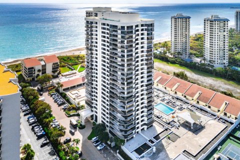 Condominio en alquiler en Riviera Beach, Florida, 2 dormitorios, 186.83 m2 № 2190998 - foto 3