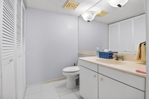 Condominio en alquiler en Riviera Beach, Florida, 2 dormitorios, 186.83 m2 № 2190998 - foto 30
