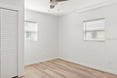 Apartment in Saint Petersburg, Florida 2 bedrooms, 65.03 sq.m. № 2122367 - photo 15