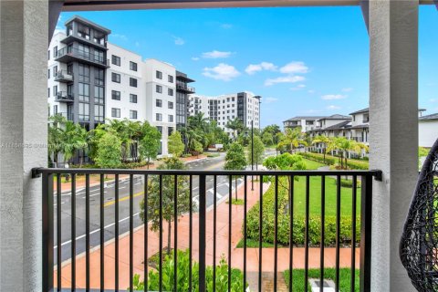 Townhouse in Doral, Florida 3 bedrooms, 173.36 sq.m. № 1887871 - photo 21