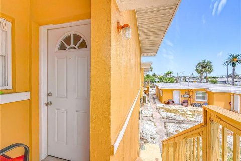 Apartamento en alquiler en Madeira Beach, Florida, 1 dormitorio, 69.68 m2 № 1915883 - foto 29