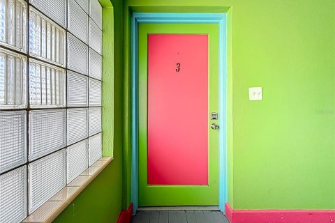 Apartamento en alquiler en Madeira Beach, Florida, 1 dormitorio, 69.68 m2 № 1915883 - foto 10