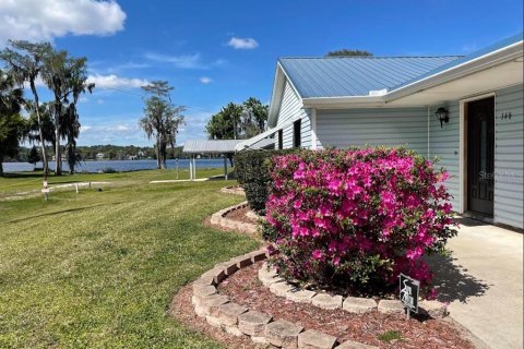 Villa ou maison à Crescent City, Floride 3 chambres, 141.68 m2 № 2287992