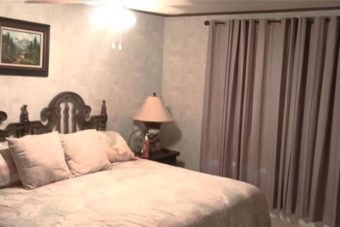 Casa en venta en Crescent City, Florida, 3 dormitorios, 141.68 m2 № 2287992 - foto 12