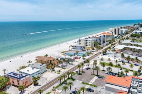 Hotel in Indian Shores, Florida 334.36 sq.m. № 1847192 - photo 8