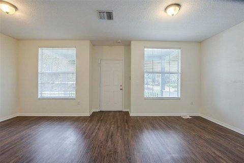 Adosado en venta en Brandon, Florida, 3 dormitorios, 140.1 m2 № 1910906 - foto 4