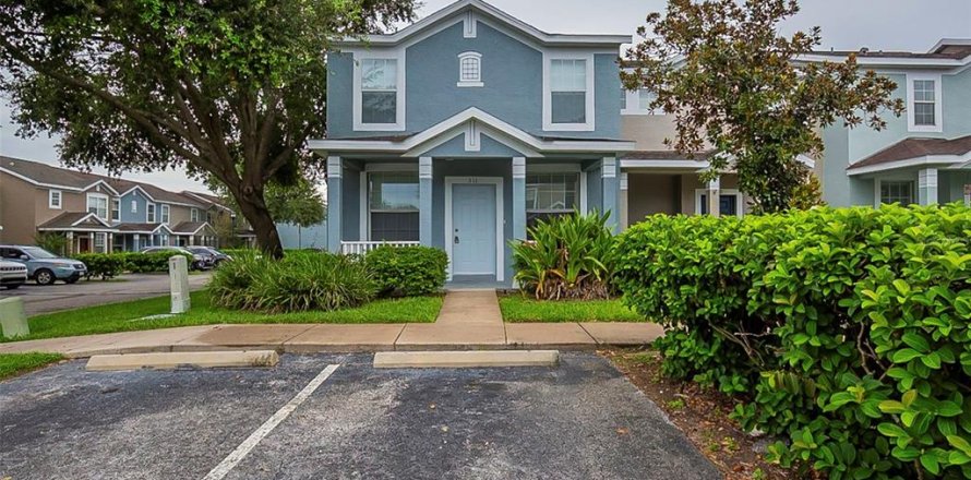 Adosado en Brandon, Florida 3 dormitorios, 140.1 m2 № 1910906