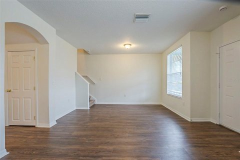 Adosado en venta en Brandon, Florida, 3 dormitorios, 140.1 m2 № 1910906 - foto 2