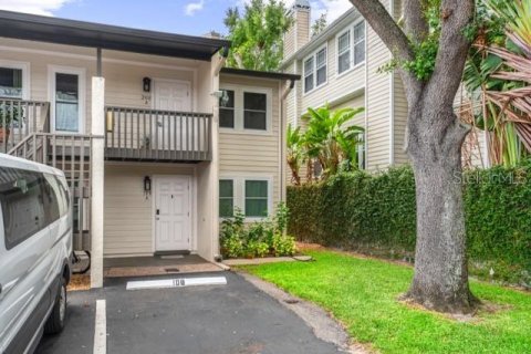 Copropriété à louer à Tampa, Floride: 2 chambres, 69.49 m2 № 2104975 - photo 4