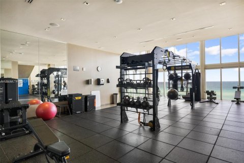 Copropriété à vendre à Hallandale Beach, Floride: 1 chambre, 80.92 m2 № 2145758 - photo 25