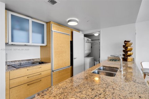 Copropriété à vendre à Hallandale Beach, Floride: 1 chambre, 80.92 m2 № 2145758 - photo 11