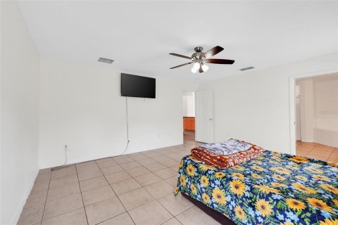 House in Kissimmee, Florida 4 bedrooms, 205.04 sq.m. № 1856547 - photo 21
