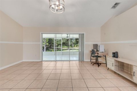House in Kissimmee, Florida 4 bedrooms, 205.04 sq.m. № 1856547 - photo 13