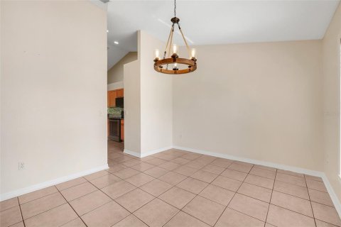 House in Kissimmee, Florida 4 bedrooms, 205.04 sq.m. № 1856547 - photo 11