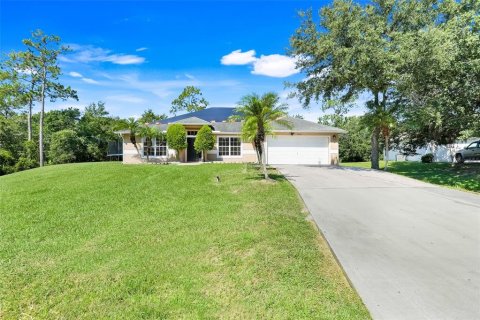 House in Kissimmee, Florida 4 bedrooms, 205.04 sq.m. № 1856547 - photo 1
