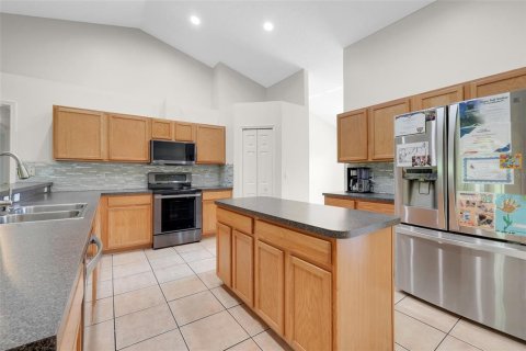 House in Kissimmee, Florida 4 bedrooms, 205.04 sq.m. № 1856547 - photo 16