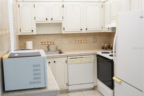 Copropriété à vendre à Sun City Center, Floride: 2 chambres, 89.19 m2 № 2155713 - photo 3