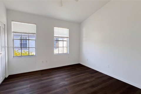 Townhouse in Sunrise, Florida 3 bedrooms, 130.9 sq.m. № 2083822 - photo 30