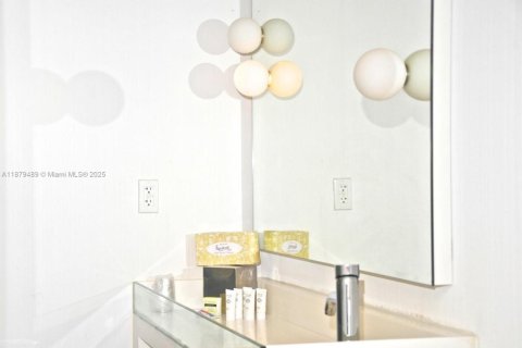 Купить кондоминиум в Майами-Бич, Флорида 1 спальня, 64.66м2, № 2037097 - фото 9