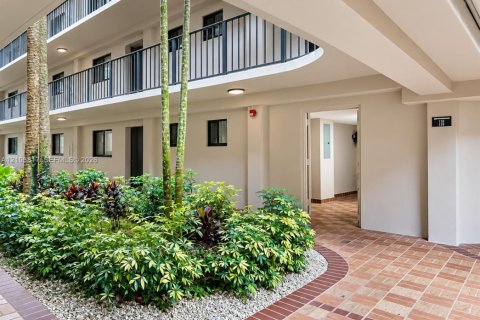 Copropriété à louer à Miami, Floride: 2 chambres, 89.65 m2 № 2418184 - photo 30