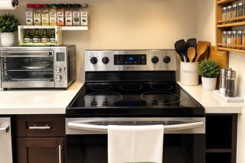 Copropriété à louer à Miami, Floride: 2 chambres, 89.65 m2 № 2418184 - photo 6