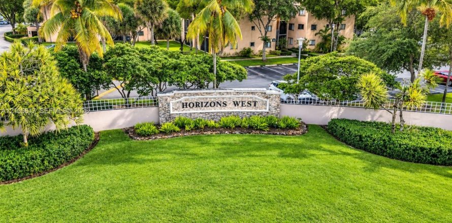 Condo à Miami, Floride, 2 chambres № 2418184