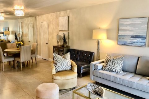 Copropriété à louer à Fort Lauderdale, Floride: 1 chambre, 78.97 m2 № 2087601 - photo 7
