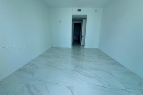 Copropriété à vendre à Sunny Isles Beach, Floride: 2 chambres, 155.61 m2 № 1935875 - photo 17