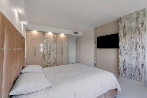 Condo in Sunny Isles Beach, Florida, 3 bedrooms № 2145926 - photo 22