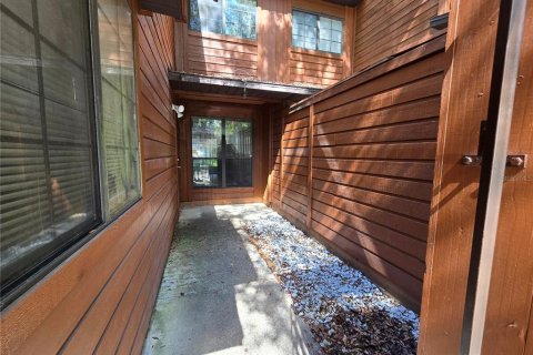 Adosado en venta en Gainesville, Florida, 2 dormitorios, 102.75 m2 № 2217622 - foto 2