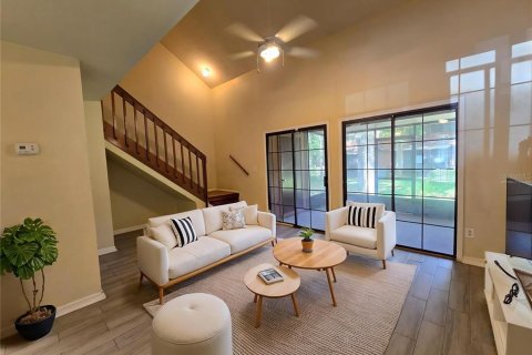 Adosado en venta en Gainesville, Florida, 2 dormitorios, 102.75 m2 № 2217622 - foto 7