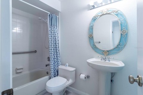 Купить кондоминиум в Дебари, Флорида 8 комнат, 109.44м2, № 2410386 - фото 25
