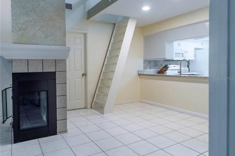 Купить кондоминиум в Дебари, Флорида 8 комнат, 109.44м2, № 2410386 - фото 17